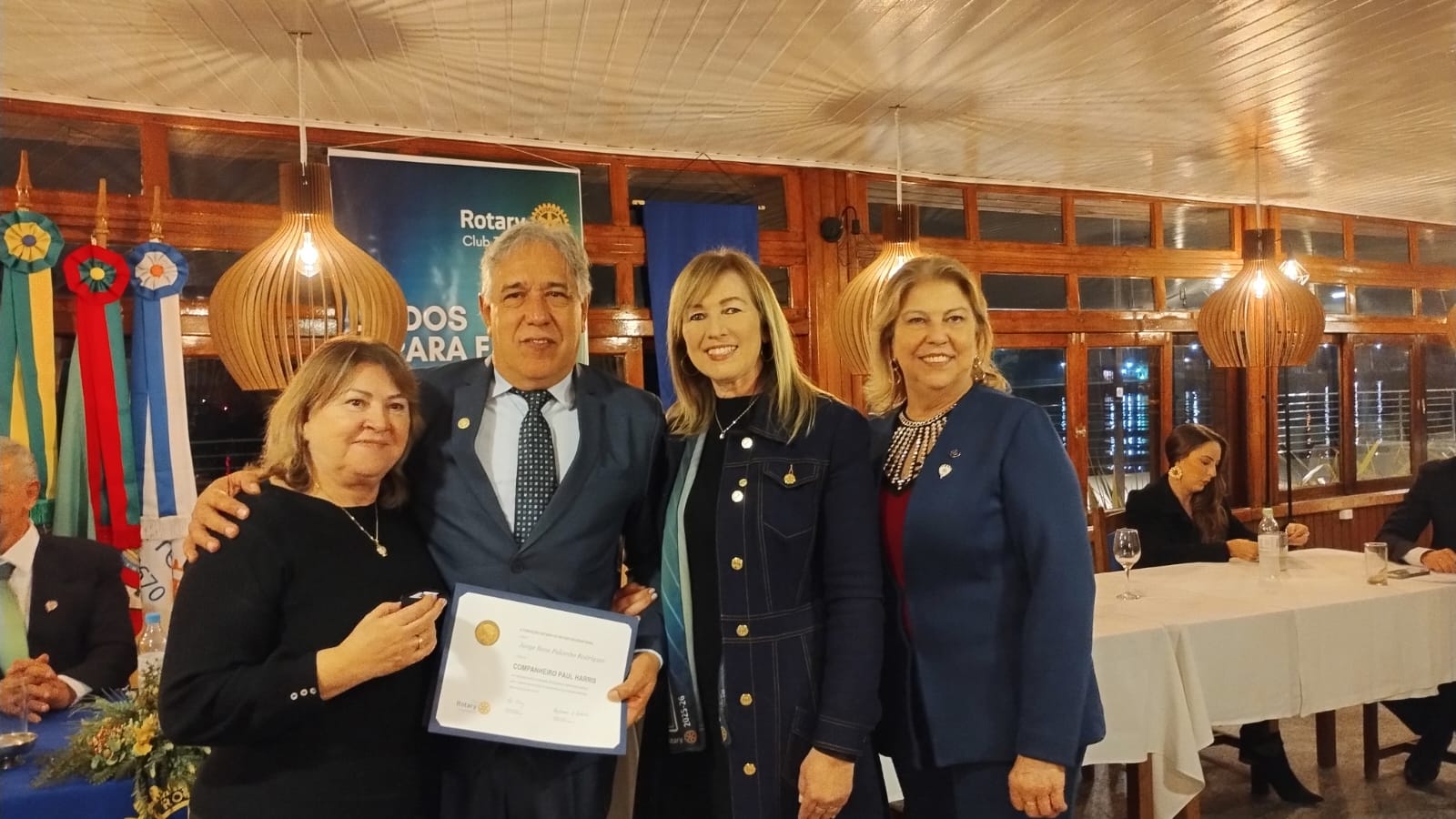  Importante Título Paul Haris recebido pelo rotariano